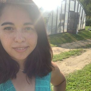 Meet your Posher, Hannah